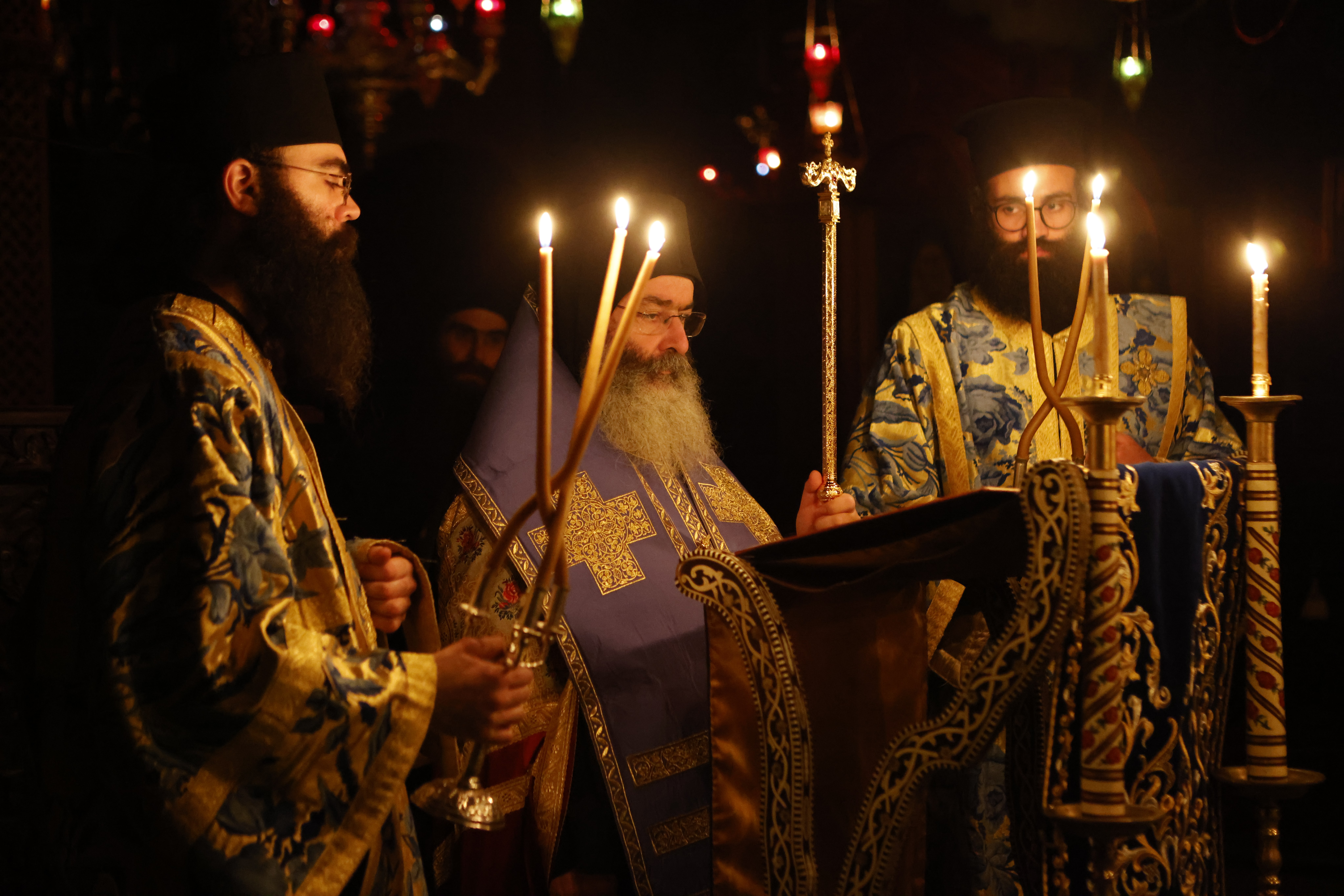 Η Επέτειος των 1400 Χρόνων του Ακαθίστου Ύμνου εορτάστηκε με κατανυκτικές Ιερές Αγρυπνίες