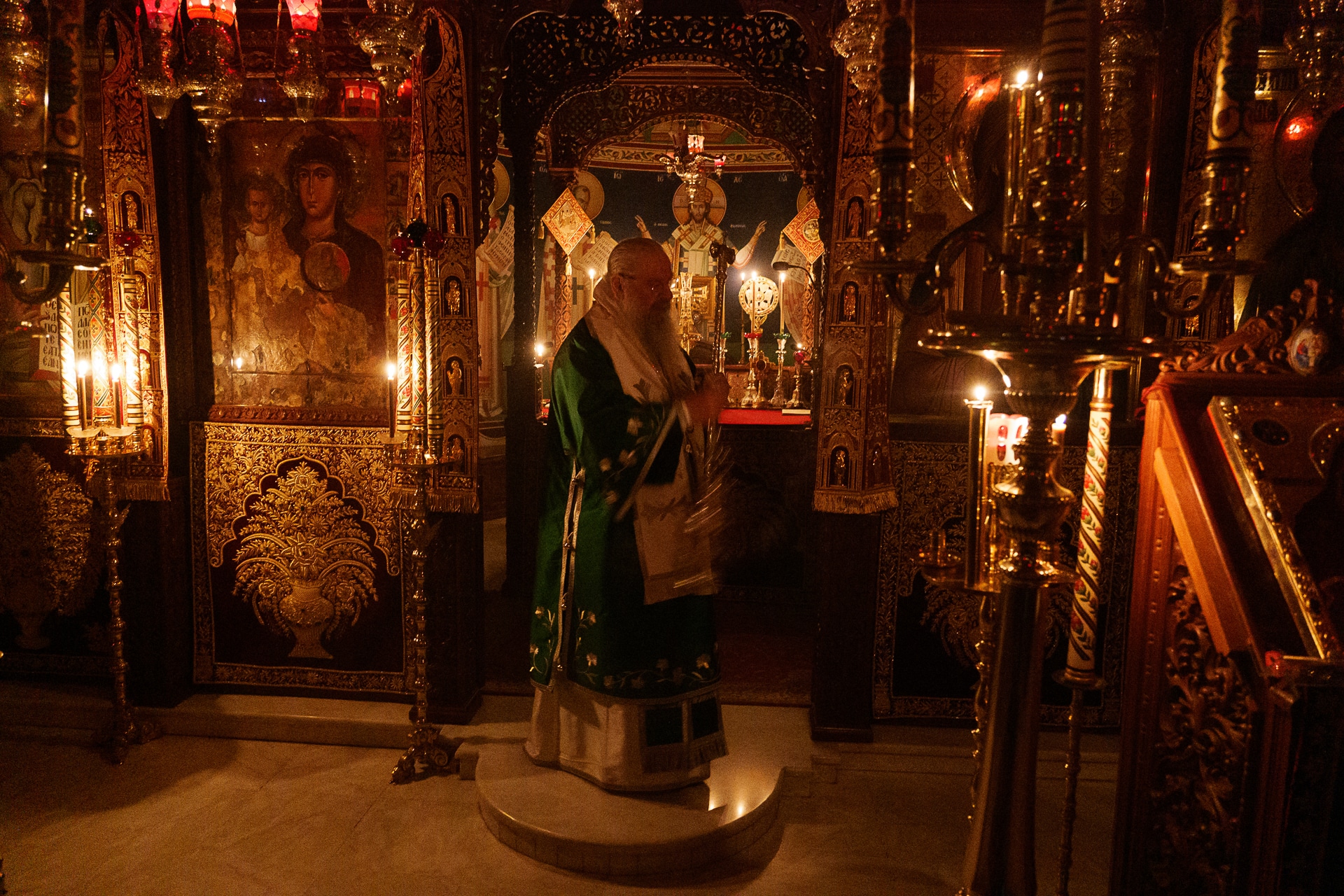 Η Επέτειος των 1400 Χρόνων του Ακαθίστου Ύμνου εορτάστηκε με κατανυκτικές Ιερές Αγρυπνίες