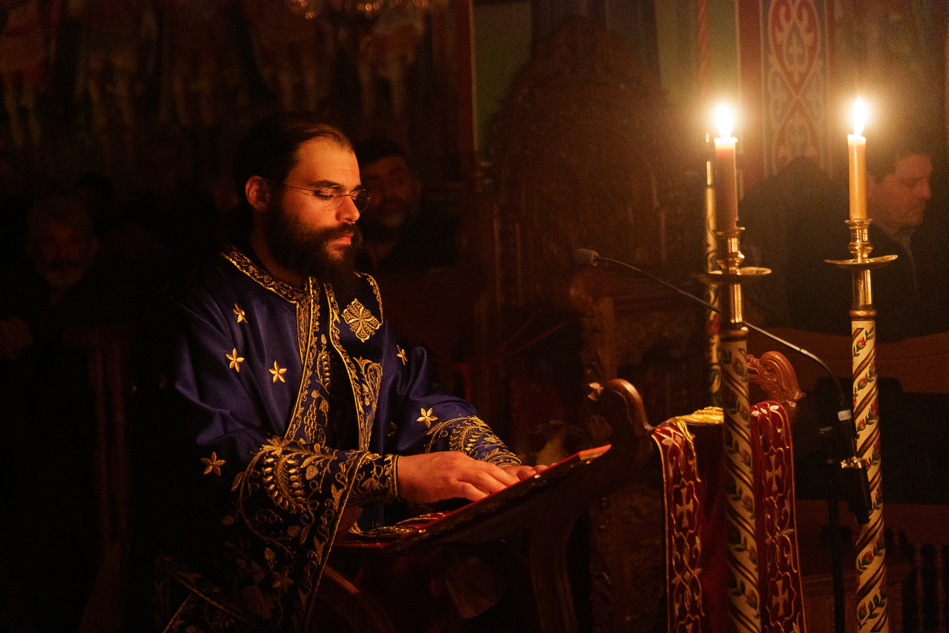 Η Επέτειος των 1400 Χρόνων του Ακαθίστου Ύμνου εορτάστηκε με κατανυκτικές Ιερές Αγρυπνίες