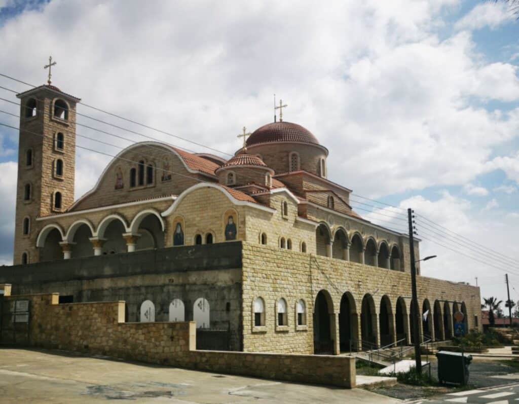 Ιερός Ναός Αγίου Παντελεήμονος (Κυβίδες)