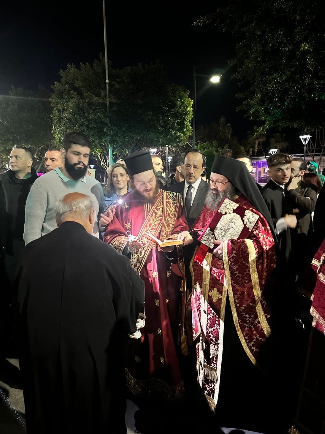 Μεγάλη Παρασκευή βράδυ