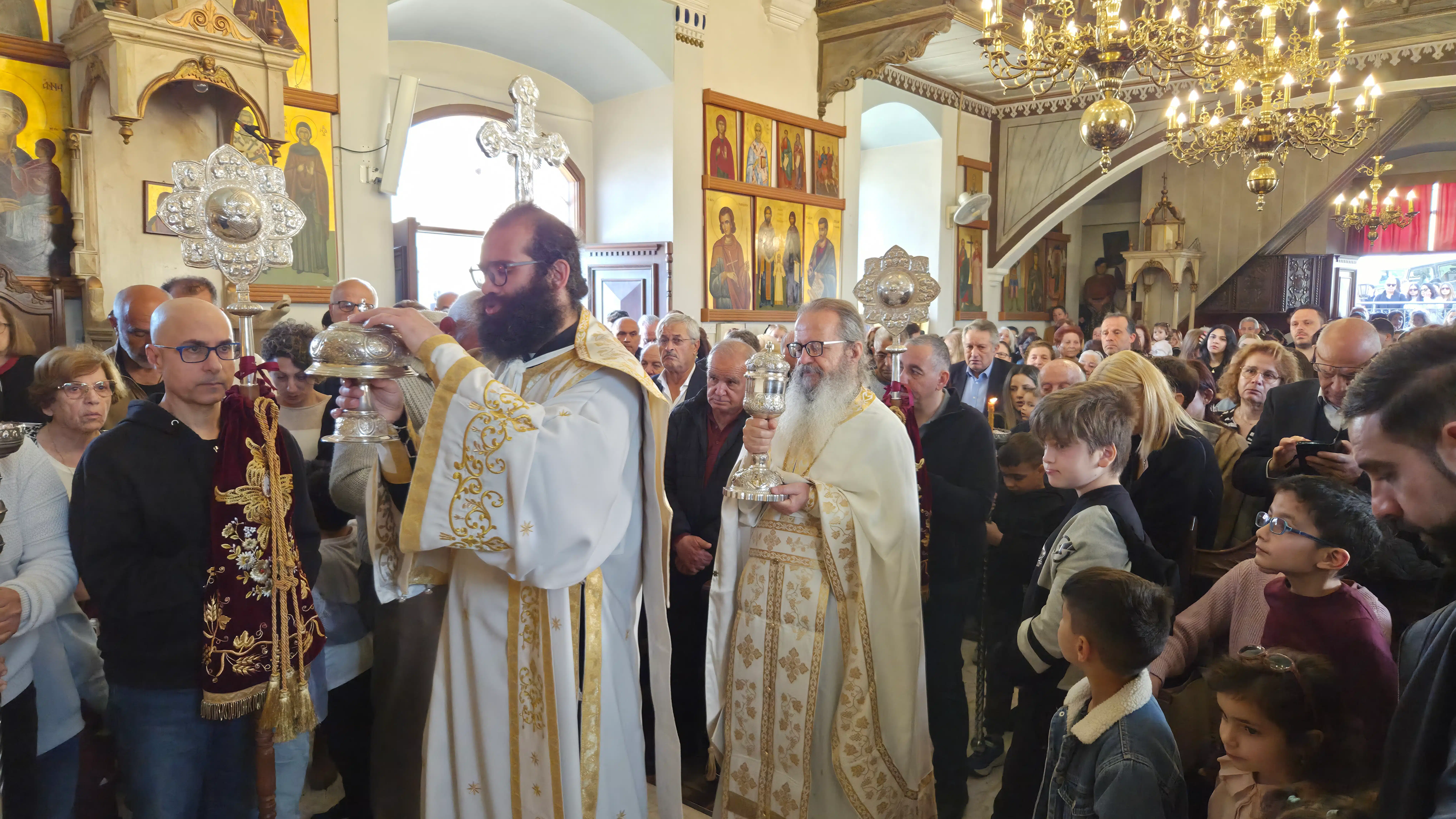 Ο Εσπερινός της Αναστάσεως στην Μητρόπολη μας