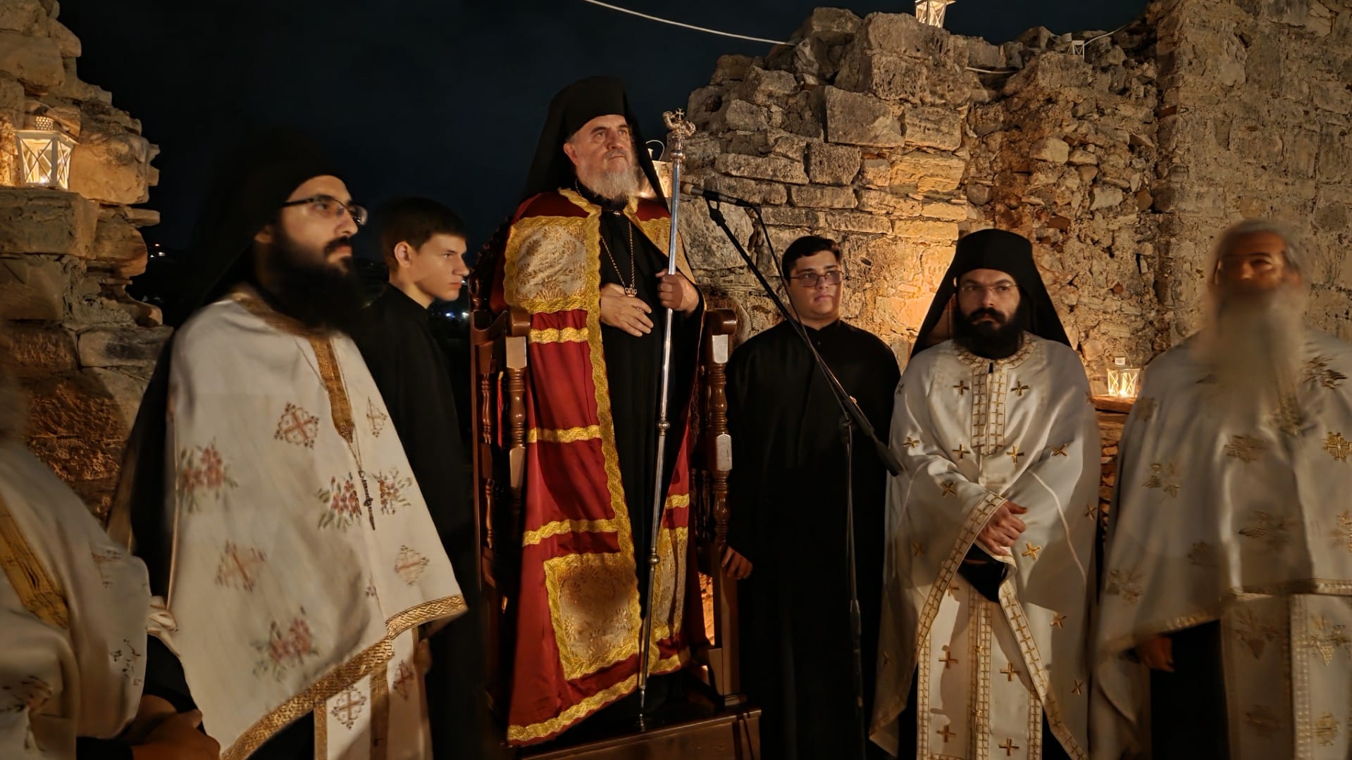 Ιερά αγρυπνία στα ερείπια της αρχαίας Βασιλικής του Αγίου Τύχωνα