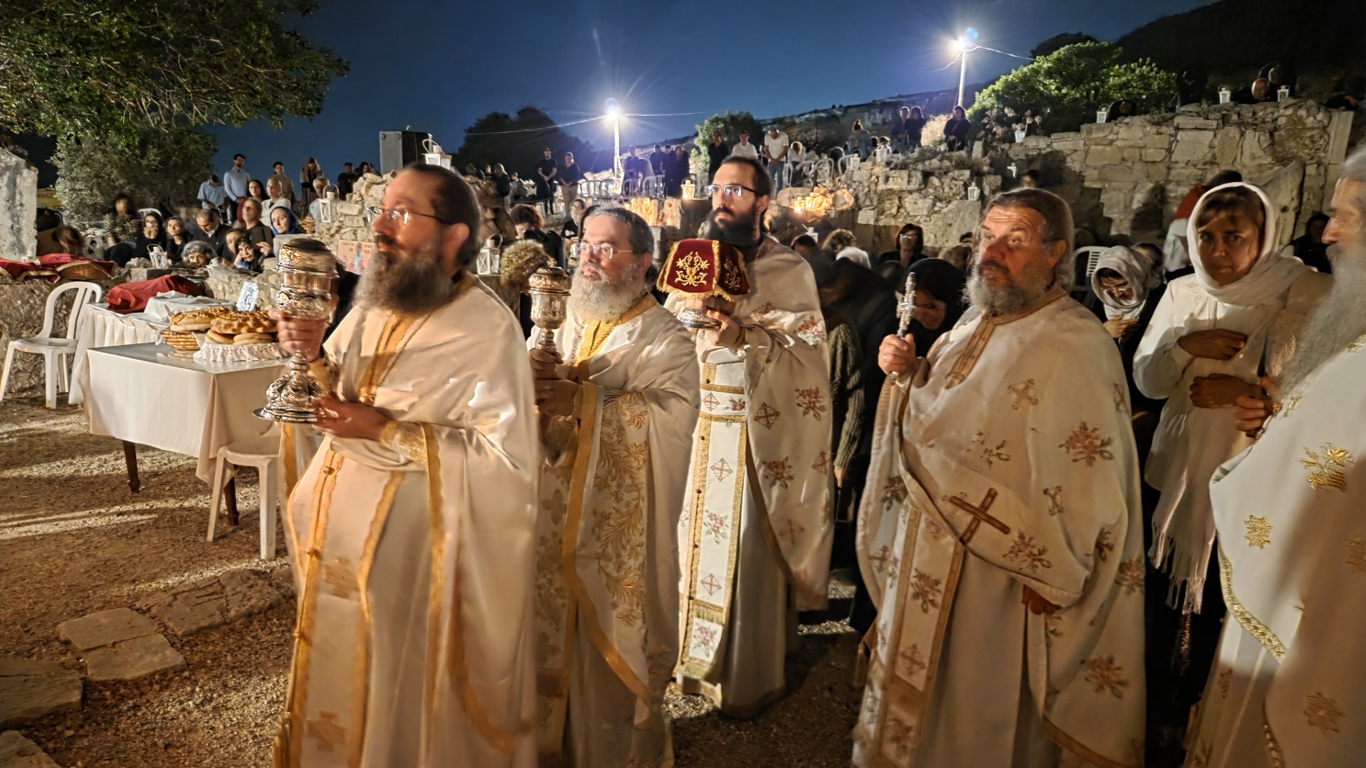 Ιερά αγρυπνία στα ερείπια της αρχαίας Βασιλικής του Αγίου Τύχωνα - 23