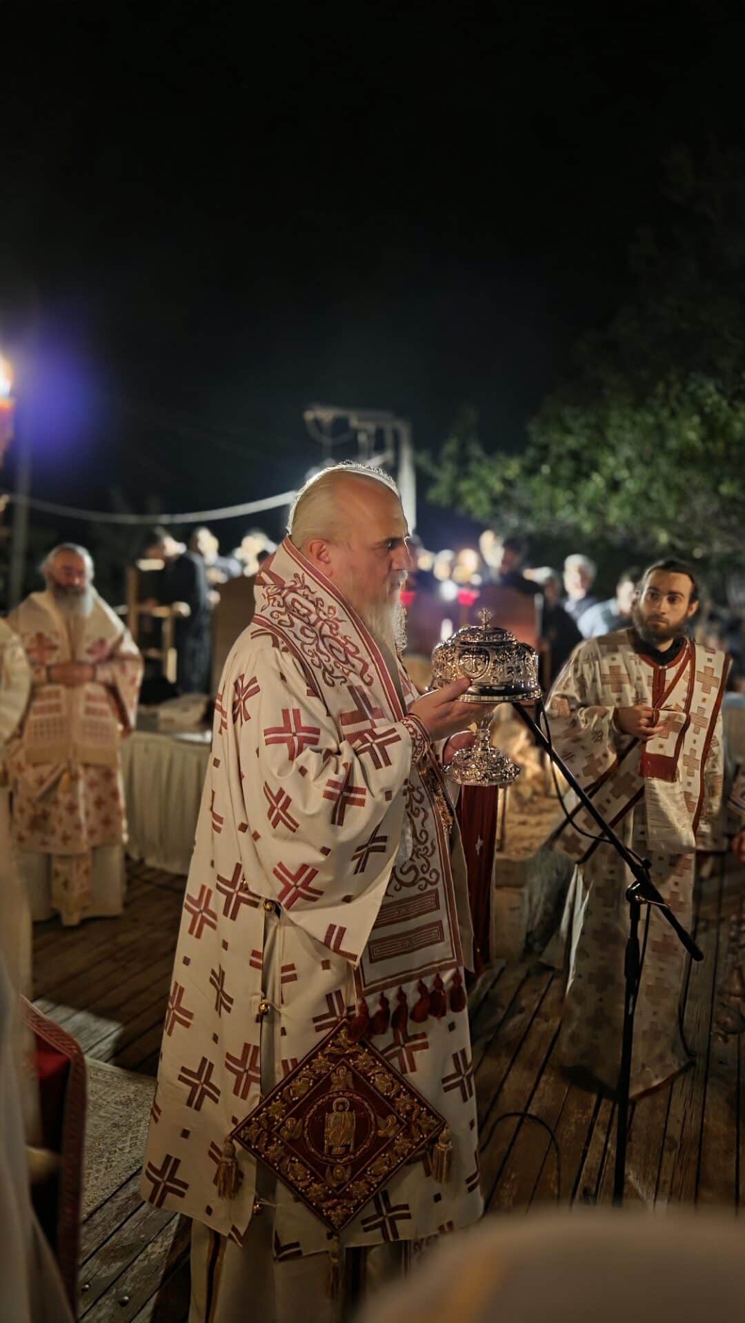 Ιερά αγρυπνία στα ερείπια της αρχαίας Βασιλικής του Αγίου Τύχωνα