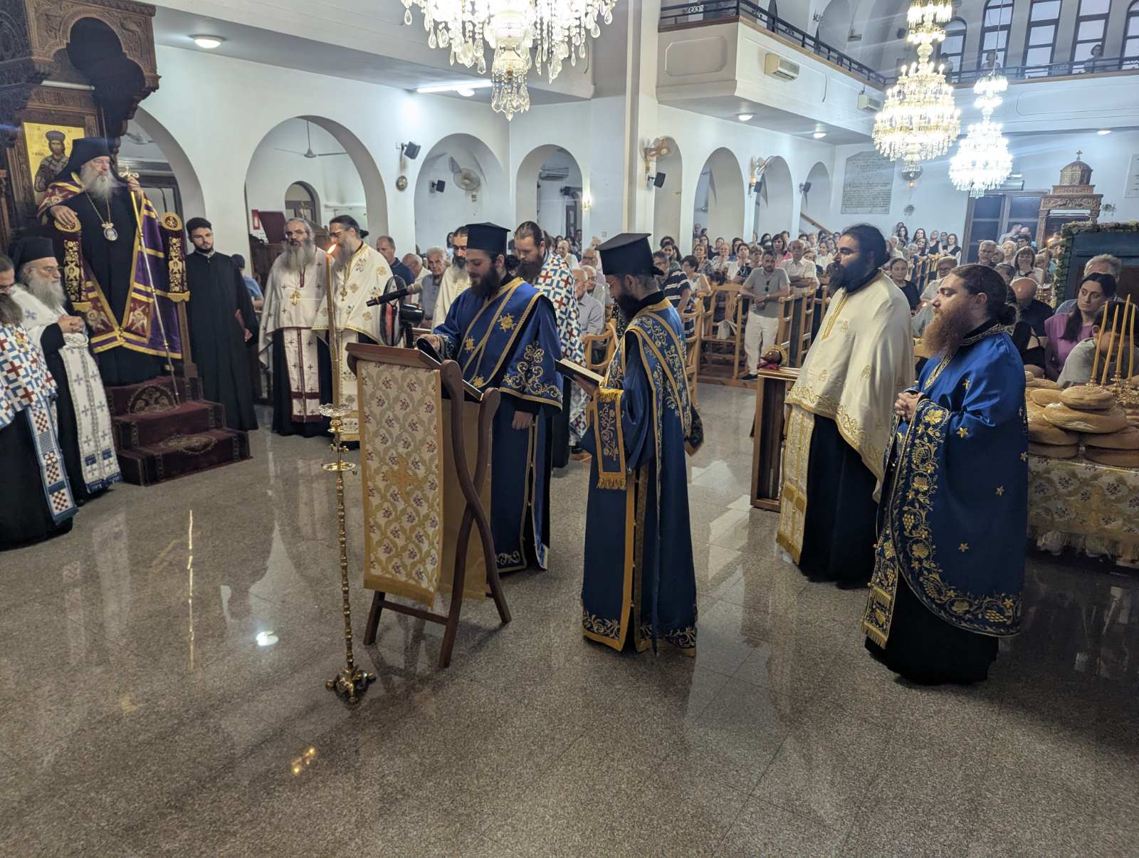 Πανήγυρις Παναγίας Τριχερούσης