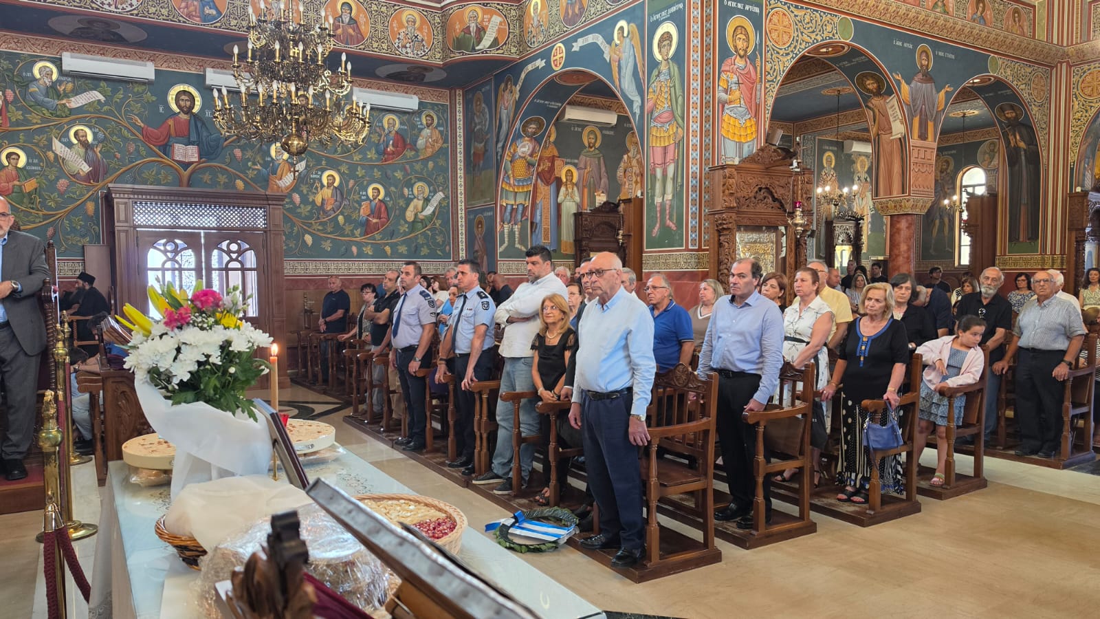 Μνημόσυνο των ηρωικώς αγωνισαμένων και πεσόντων του 1974 στον Μητροπολιτικό Ναό Παναγίας Παντανάσσης Καθολικής
