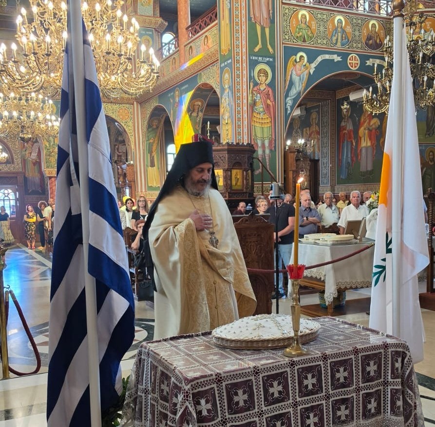Μνημόσυνο των ηρωικώς αγωνισαμένων και πεσόντων του 1974 στον Μητροπολιτικό Ναό Παναγίας Παντανάσσης Καθολικής