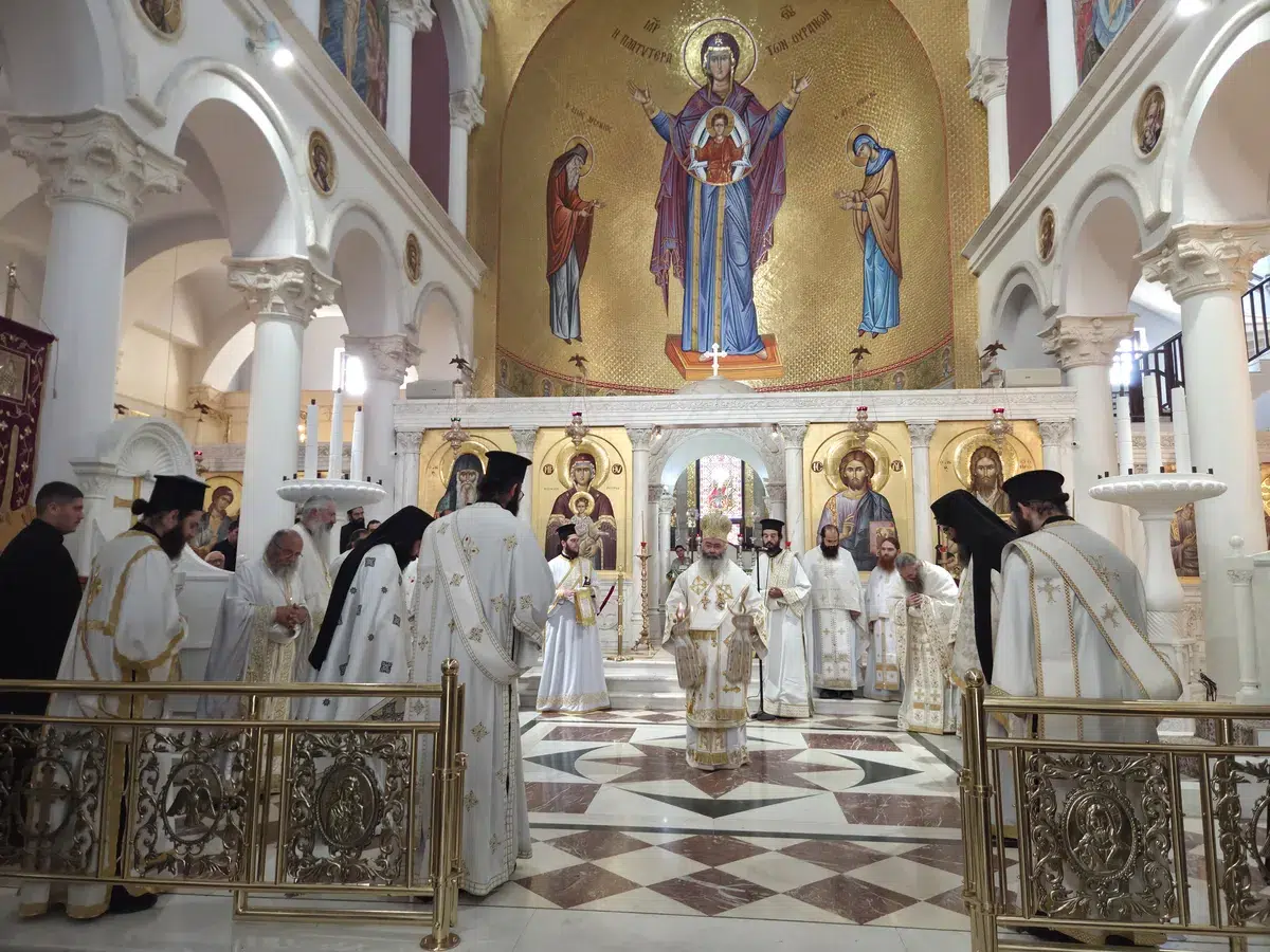 Εις πρεσβύτερον χειροτονία π. Παναγιώτη Φιλίππου - 10