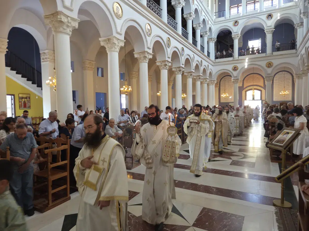 Εις πρεσβύτερον χειροτονία π. Παναγιώτη Φιλίππου - 21