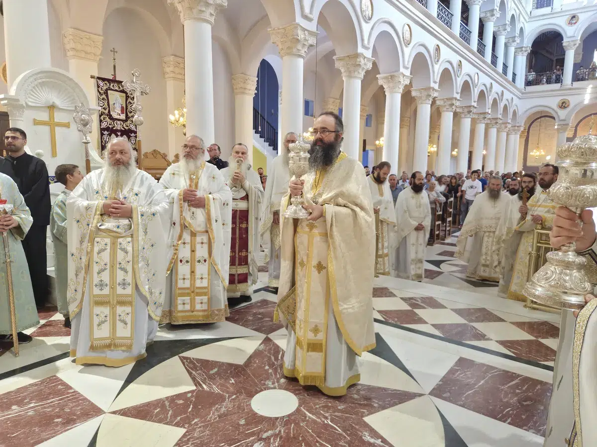 Εις πρεσβύτερον χειροτονία π. Παναγιώτη Φιλίππου - 24