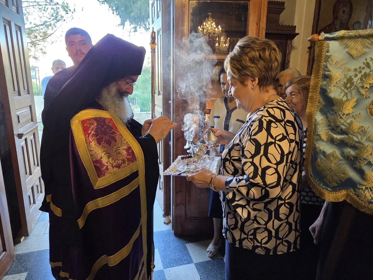 Θεία Λειτουργία στον Ι.Ν. Παναγίας Γαλακτοτροφούσας Δωρού