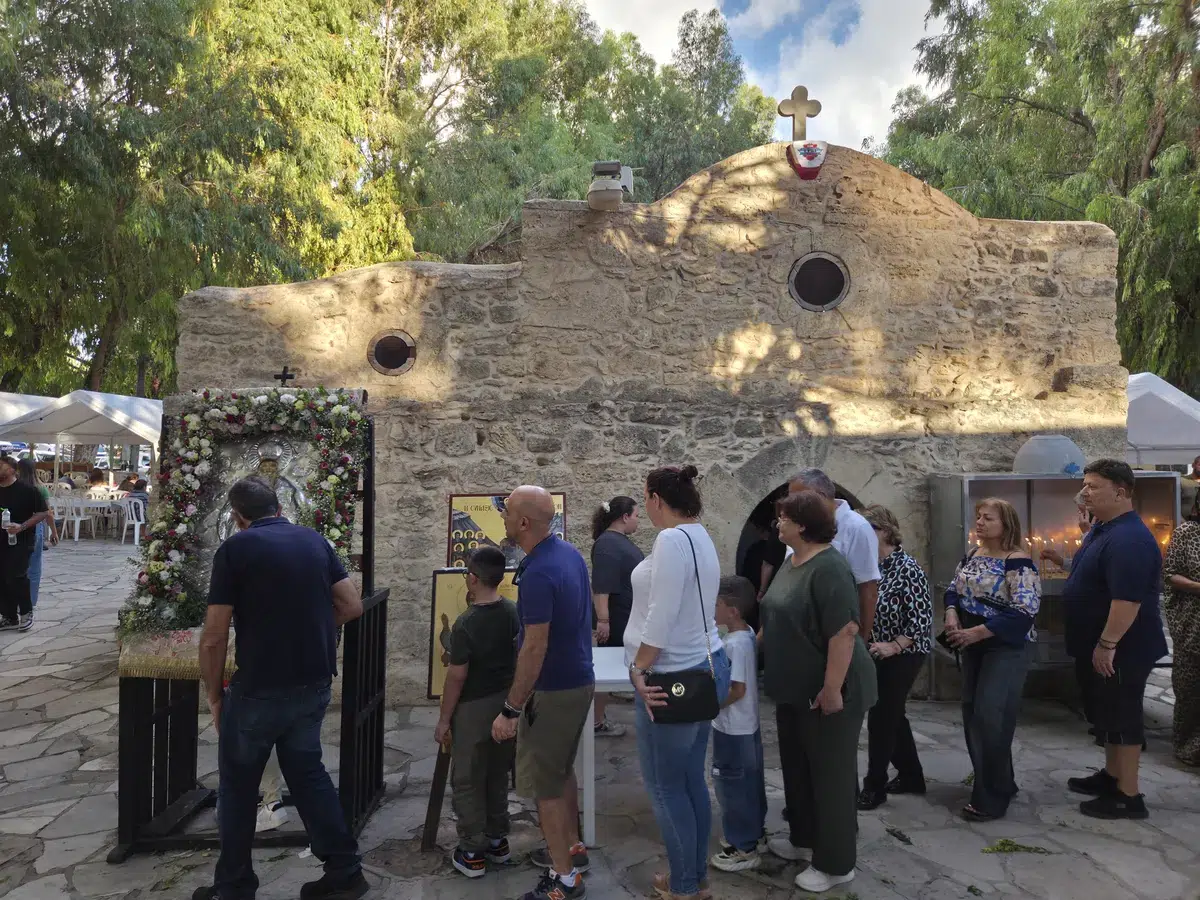 Πανηγυρικός Εσπερινός παρεκκλησίου Αγίου Ερμογένους