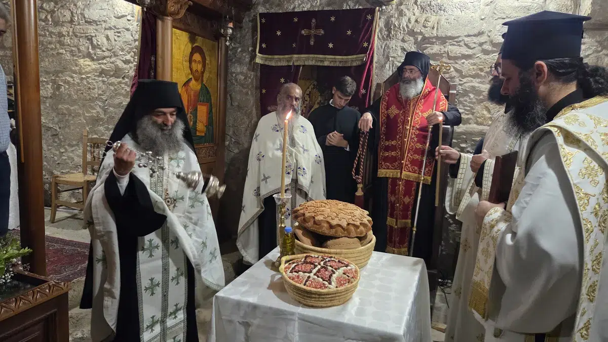 Πανηγυρικός Εσπερινός παρεκκλησίου Αγίου Ερμογένους