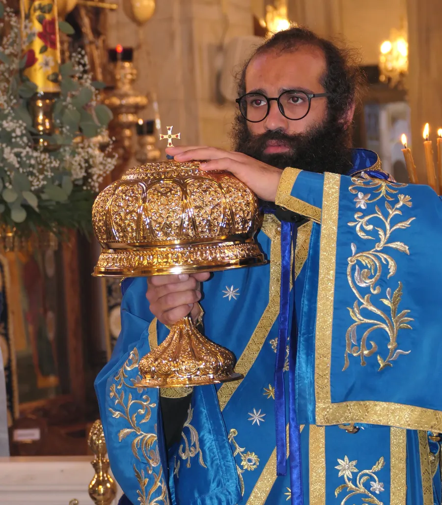 Θεία Λειτουργία της Αγίας Σκέπης και Πανηγυρική Δοξολογία της Εθνικής Επετείου της 28ης Οκτωβρίου στον καθεδρικό ναό Αγ. Νάπας 2026 - 37