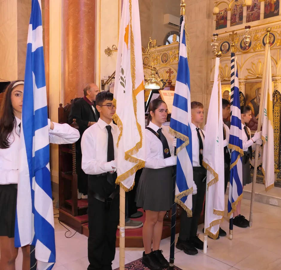 Θεία Λειτουργία της Αγίας Σκέπης και Πανηγυρική Δοξολογία της Εθνικής Επετείου της 28ης Οκτωβρίου στον καθεδρικό ναό Αγ. Νάπας 2026 - 63