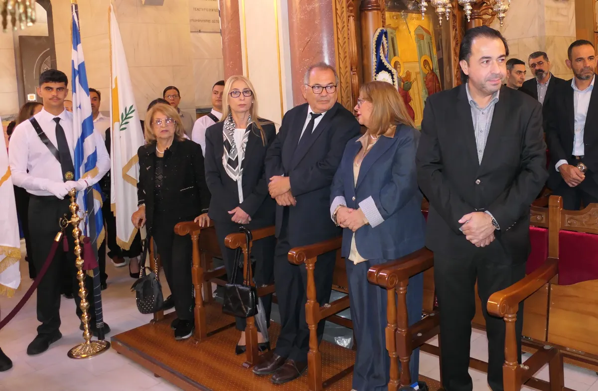 Θεία Λειτουργία της Αγίας Σκέπης και Πανηγυρική Δοξολογία της Εθνικής Επετείου της 28ης Οκτωβρίου στον καθεδρικό ναό Αγ. Νάπας 2026 - 51