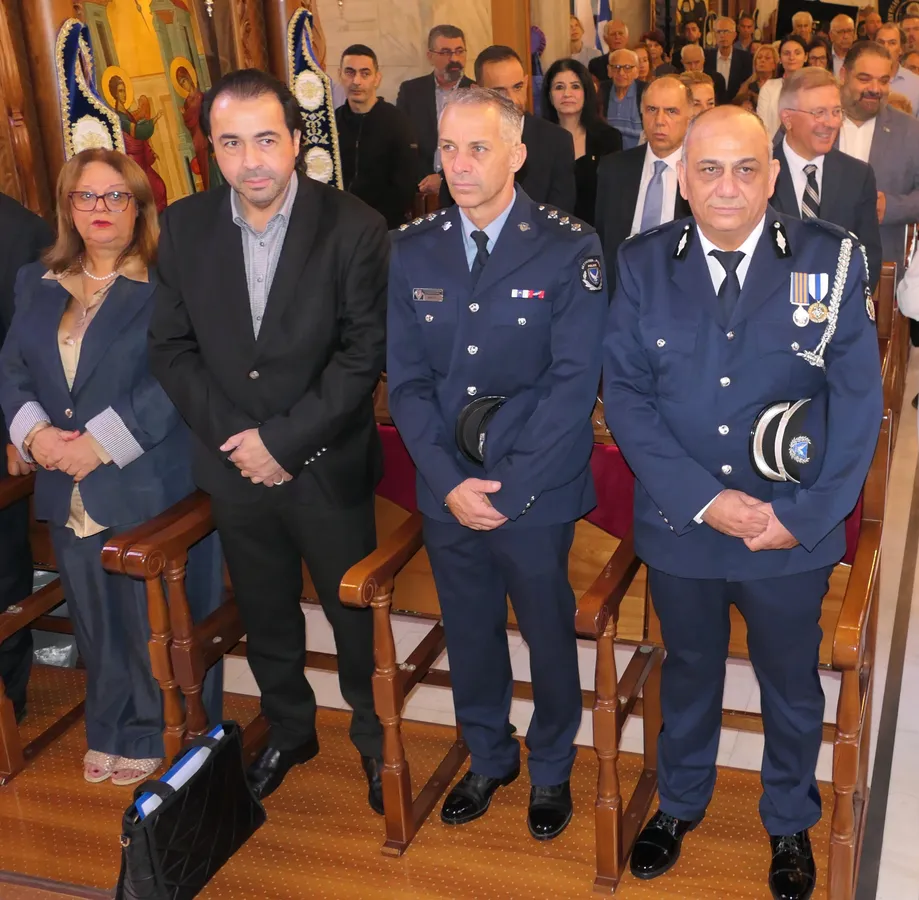 Θεία Λειτουργία της Αγίας Σκέπης και Πανηγυρική Δοξολογία της Εθνικής Επετείου της 28ης Οκτωβρίου στον καθεδρικό ναό Αγ. Νάπας 2026 - 52