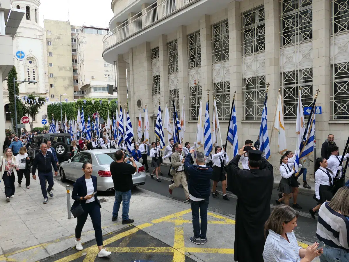 Θεία Λειτουργία της Αγίας Σκέπης και Πανηγυρική Δοξολογία της Εθνικής Επετείου της 28ης Οκτωβρίου στον καθεδρικό ναό Αγ. Νάπας 2026 - 77
