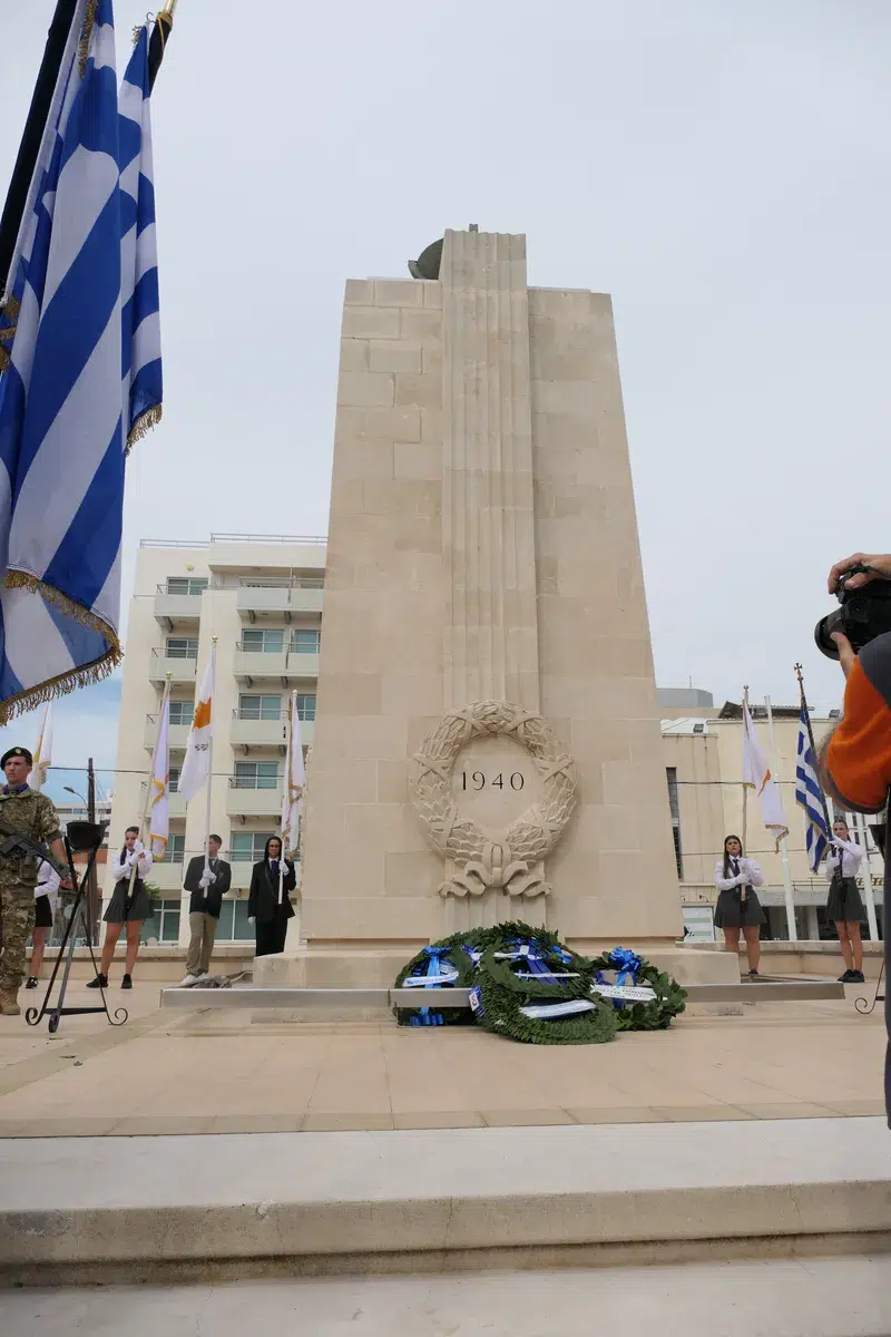 Θεία Λειτουργία της Αγίας Σκέπης και Πανηγυρική Δοξολογία της Εθνικής Επετείου της 28ης Οκτωβρίου στον καθεδρικό ναό Αγ. Νάπας 2026 - 87